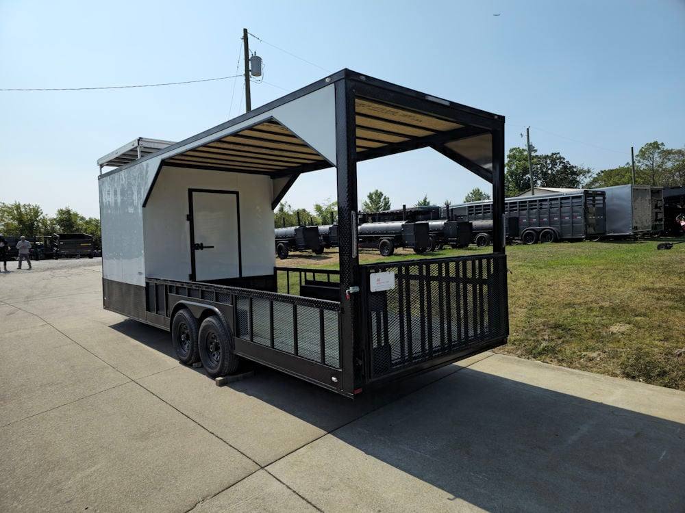 8.5 × 24 ft Hybrid Enclosed Trailer, photo 3