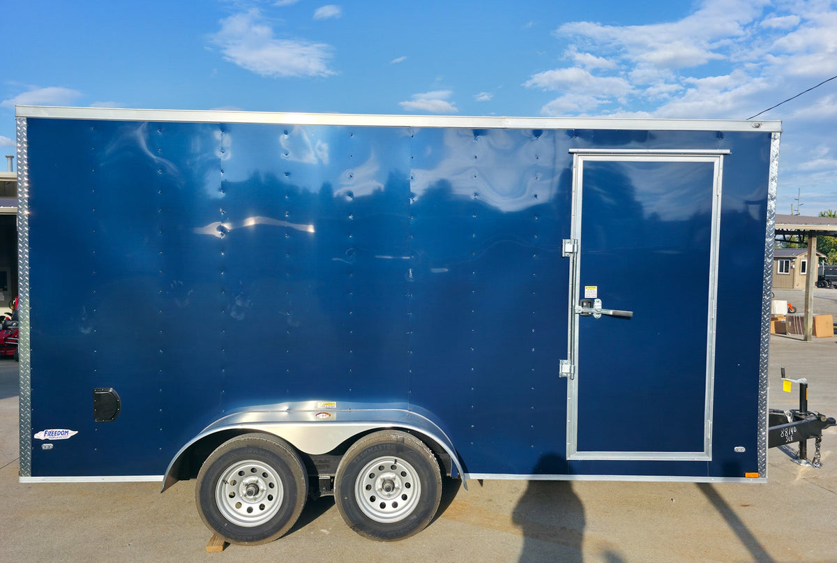 7 × 16 ft Enclosed Trailer, photo 5
