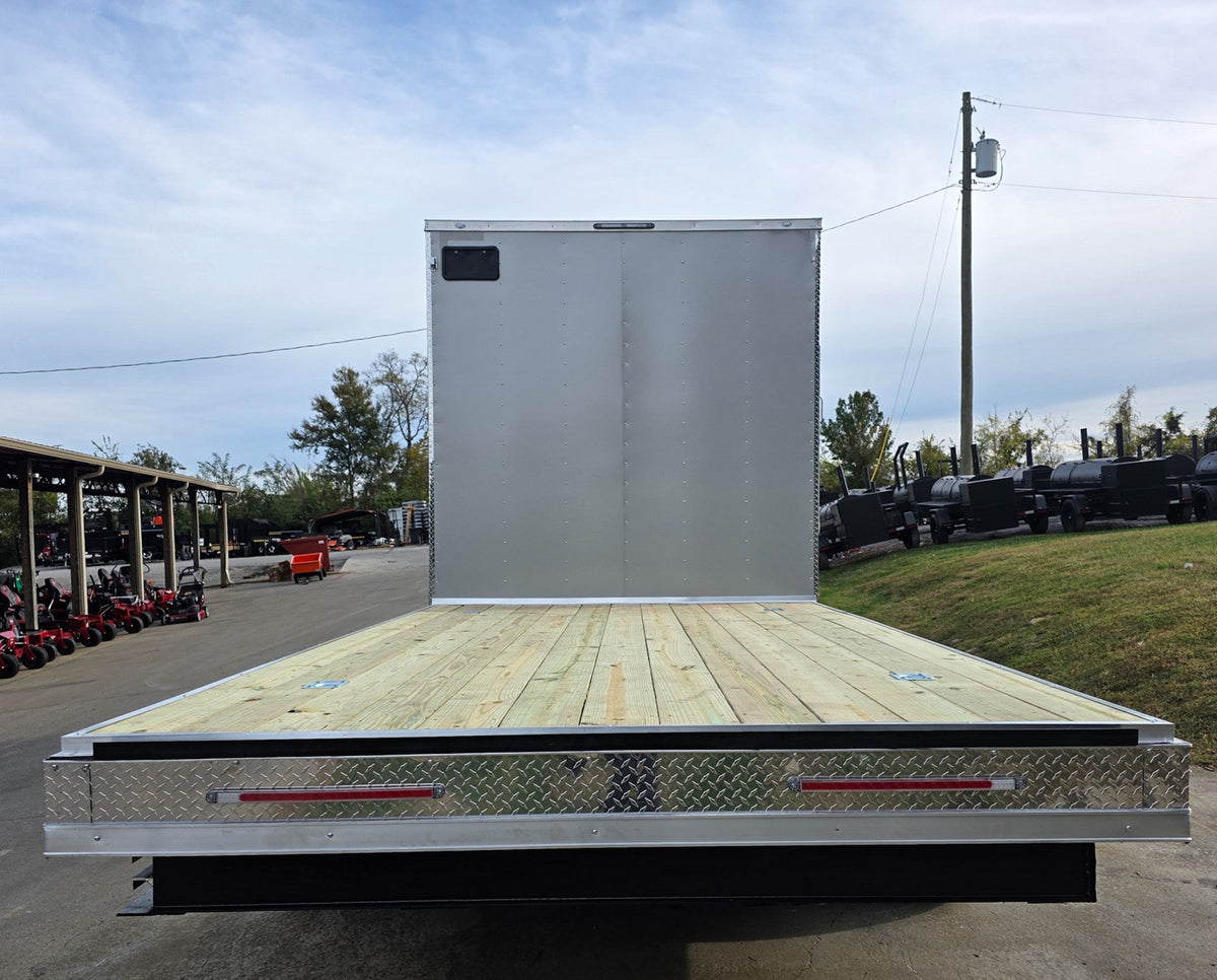 8.5 × 22 ft Hybrid Enclosed Trailer, photo 4