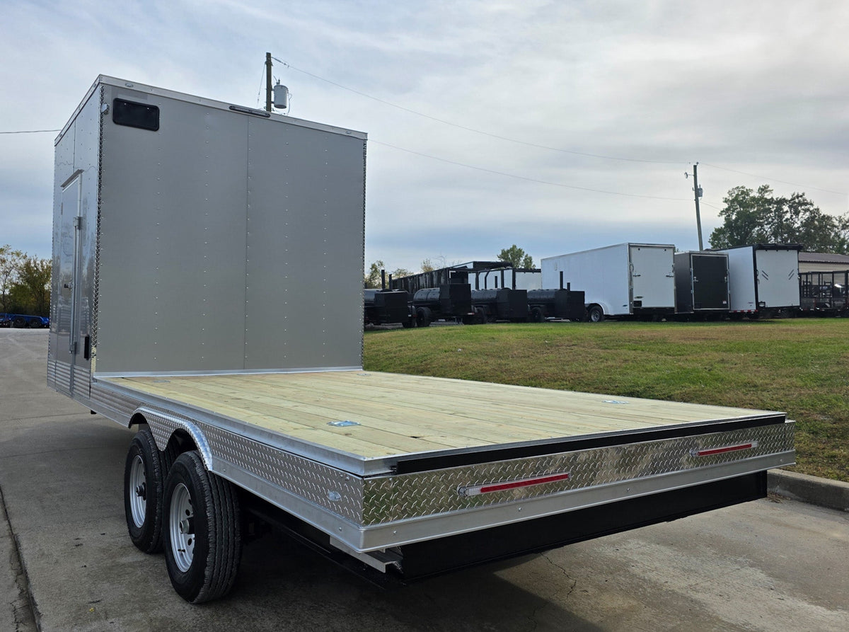 8.5 × 22 ft Hybrid Enclosed Trailer, photo 3
