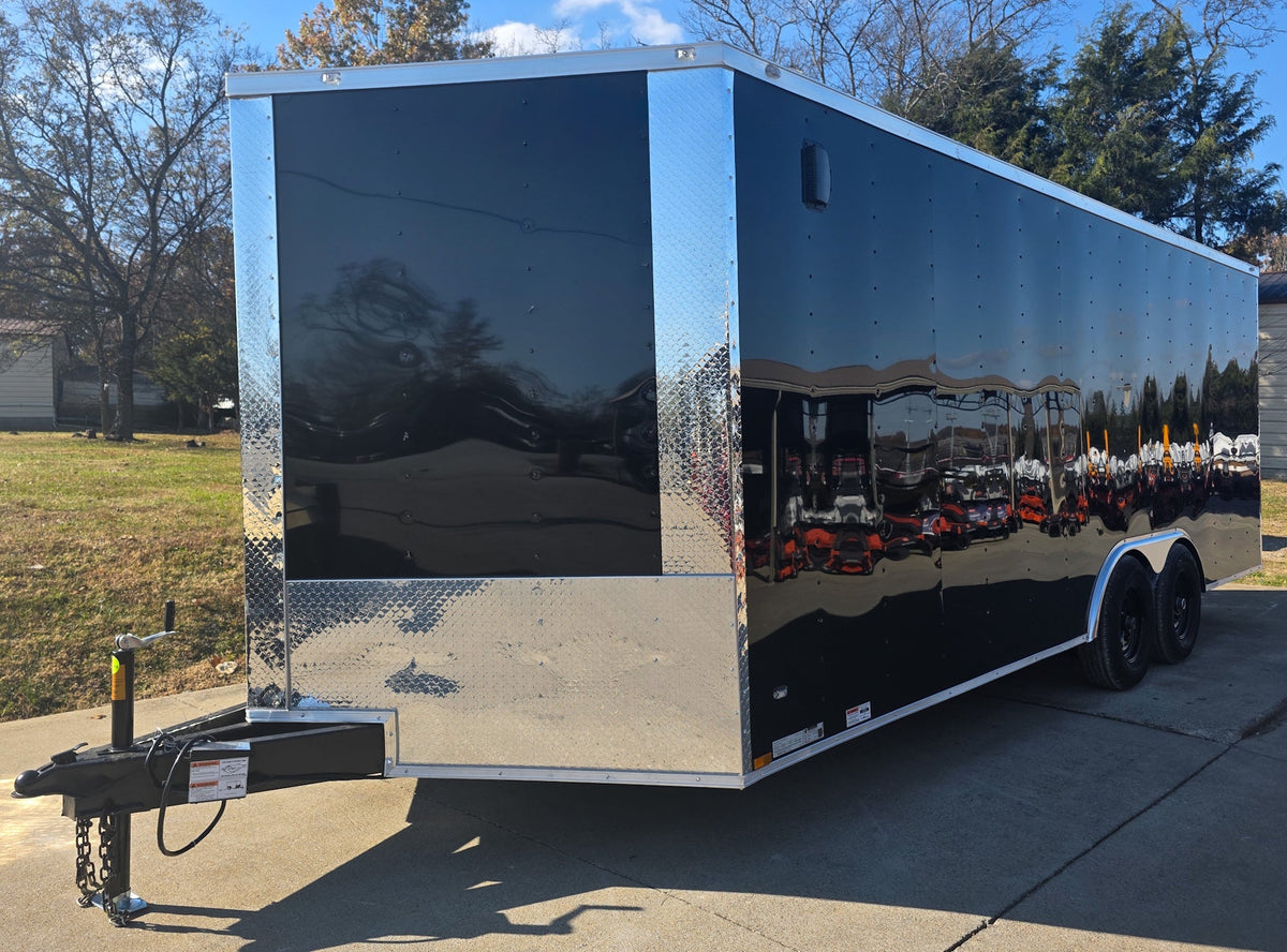 8.5 × 20 ft V-Nose Enclosed Trailer, photo 3