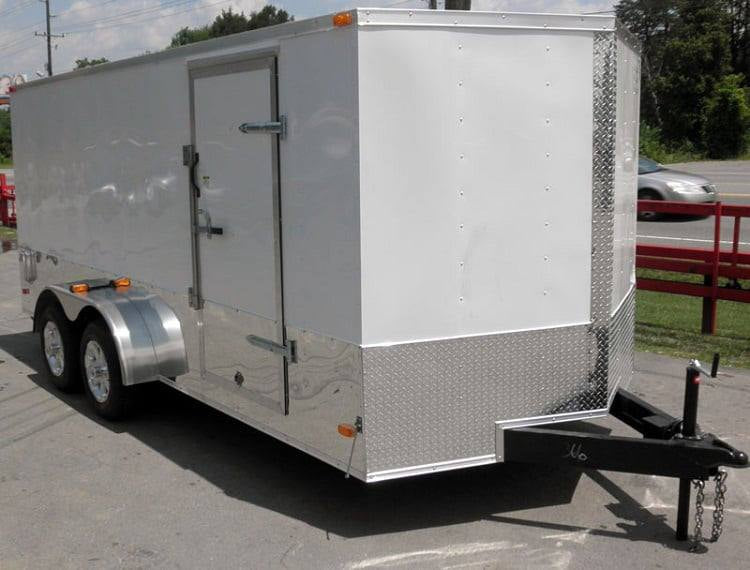 7 × 16 ft V-Nose Enclosed Trailer, photo 2