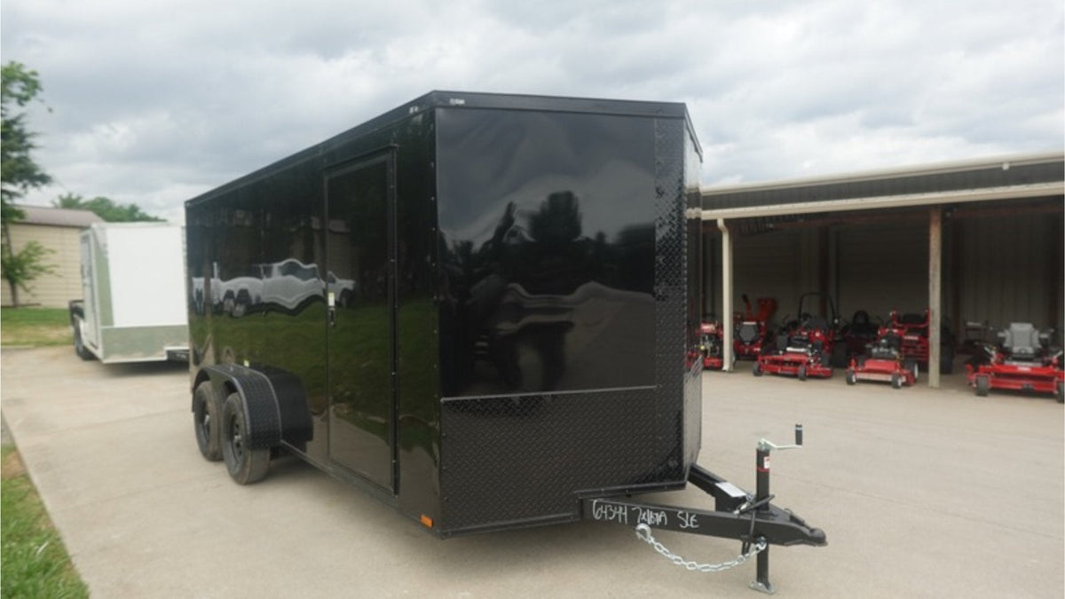 7 × 16 ft V-Nose Enclosed Trailer, photo 1