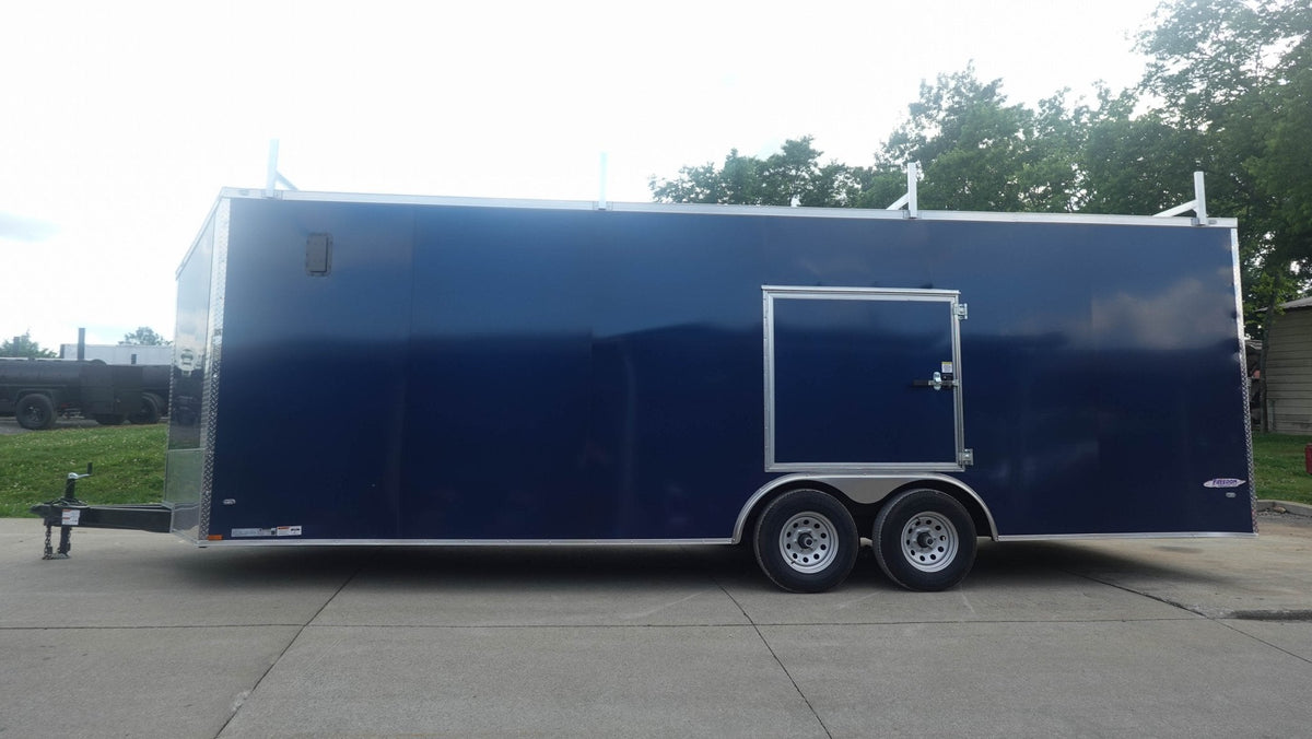 8.5 × 24 ft V-Nose Enclosed Trailer, photo 4