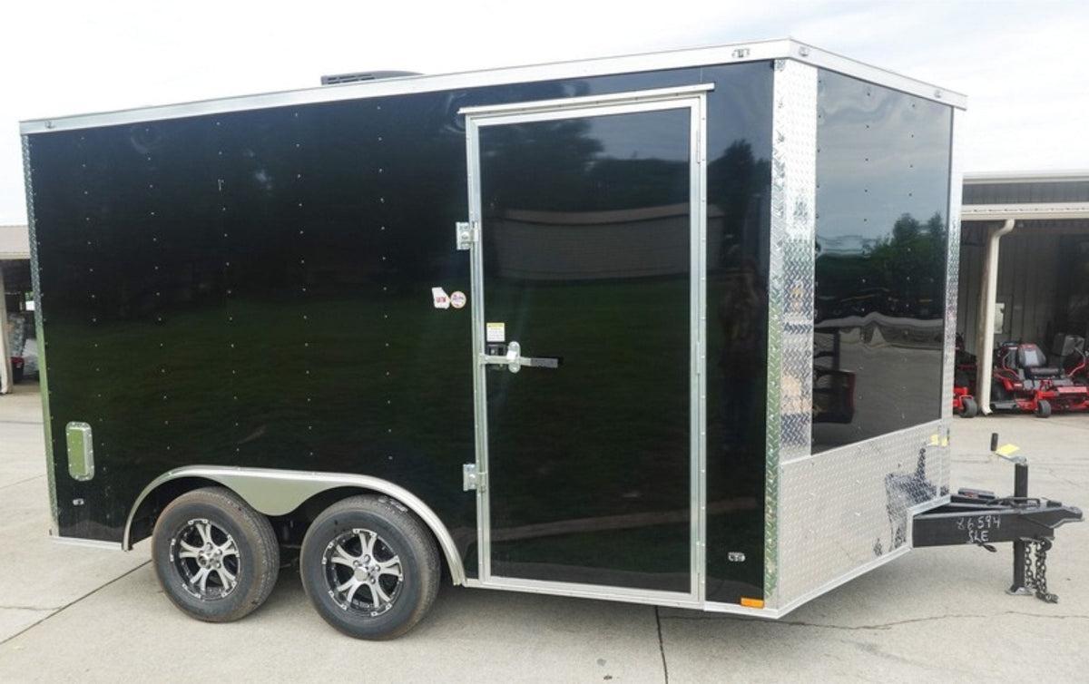 8.5 × 12 ft V-Nose Enclosed Trailer, photo 5