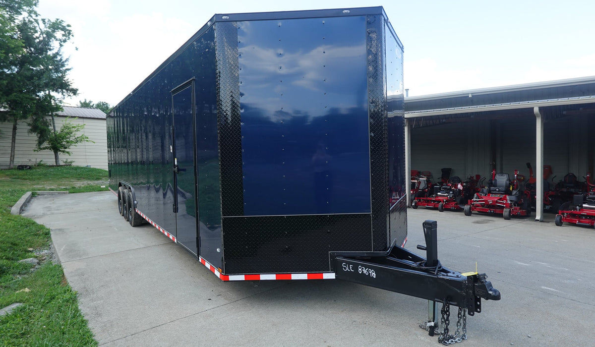 8.5 × 36 ft Enclosed Trailer, photo 5
