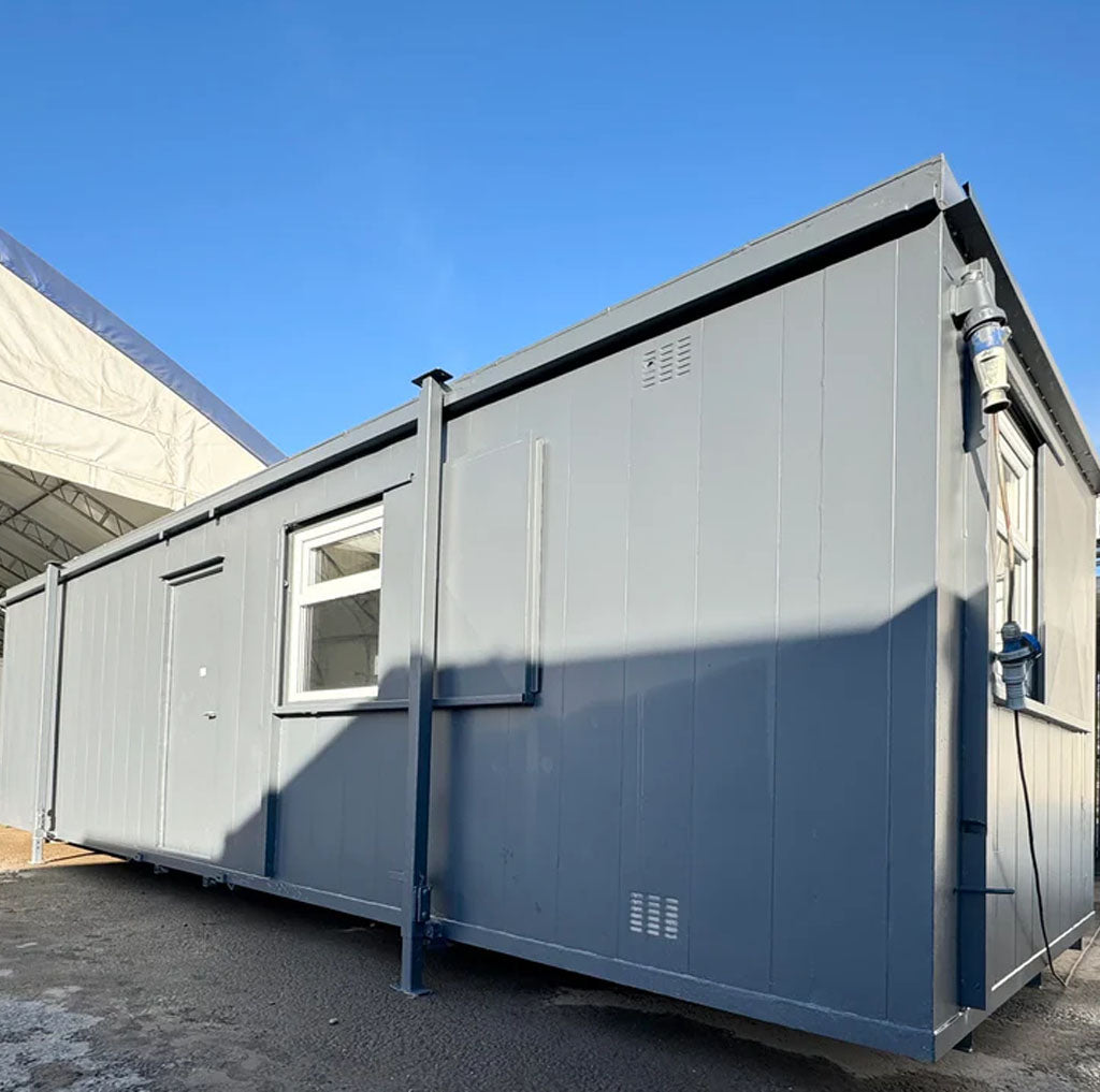 32 × 10 ft Modified Container, photo 1