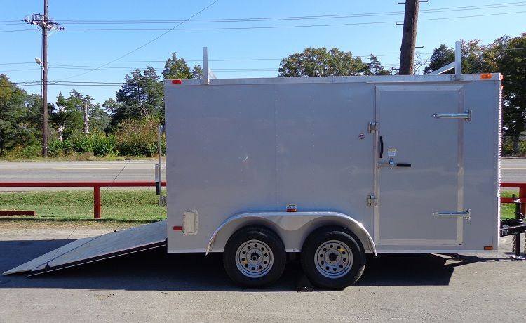 7 × 12 ft Enclosed Trailer, photo 2