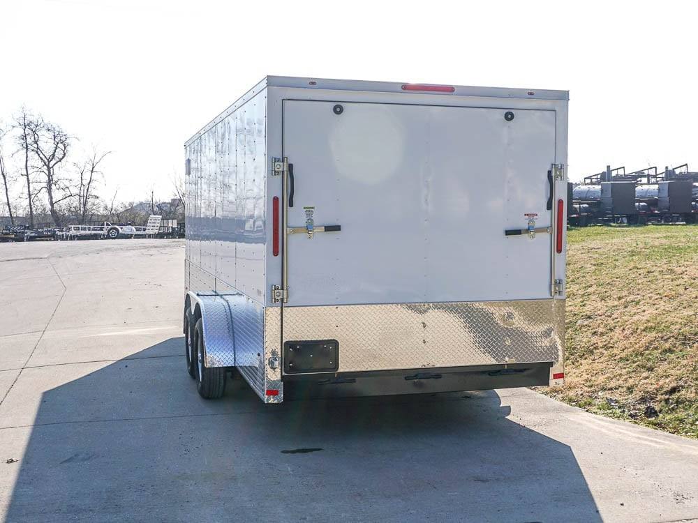 7 × 18 ft Enclosed Trailer, photo 4
