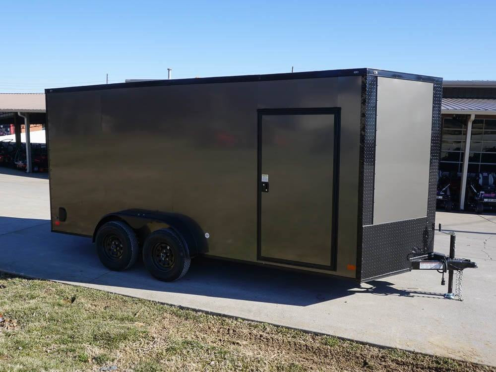 7 × 16 ft V-Nose Enclosed Trailer, photo 1