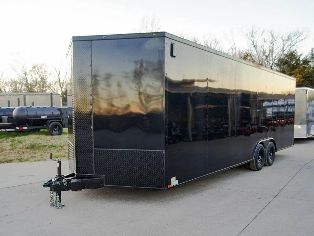 8.5 × 24 ft V-Nose Enclosed Trailer, photo 3