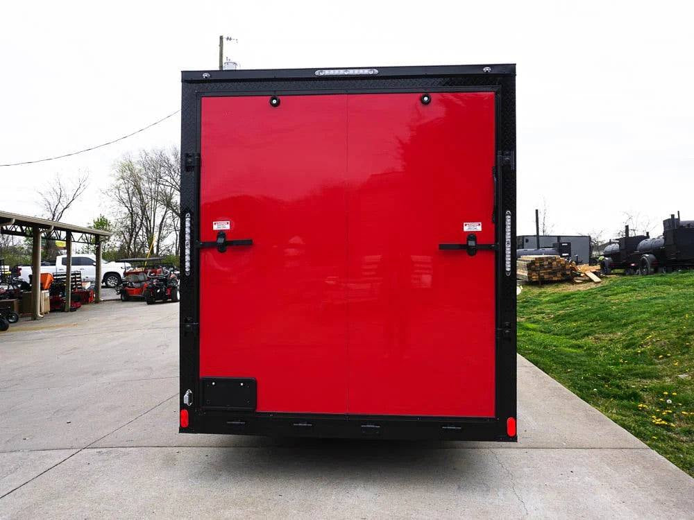7 × 16 ft V-Nose Enclosed Trailer, photo 2