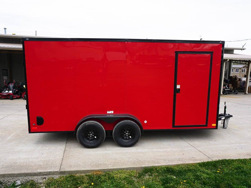 7 × 16 ft V-Nose Enclosed Trailer, photo 4