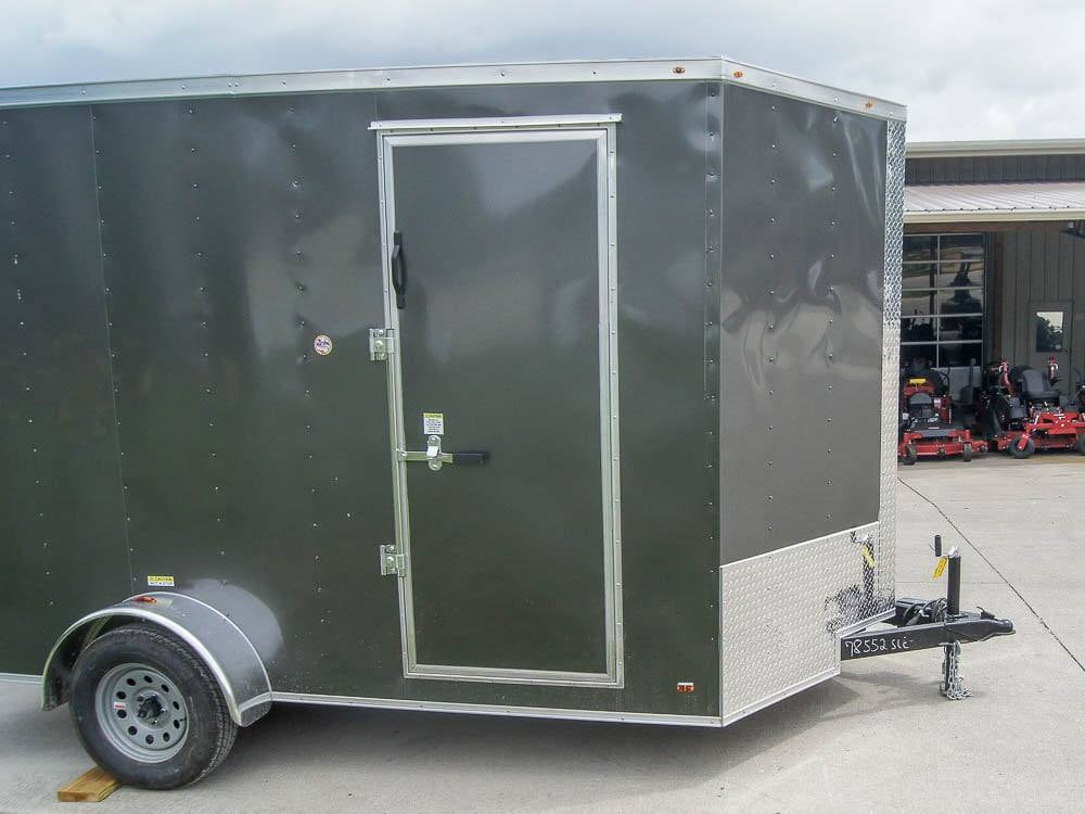 7 × 12 ft V-Nose Enclosed Trailer, photo 3