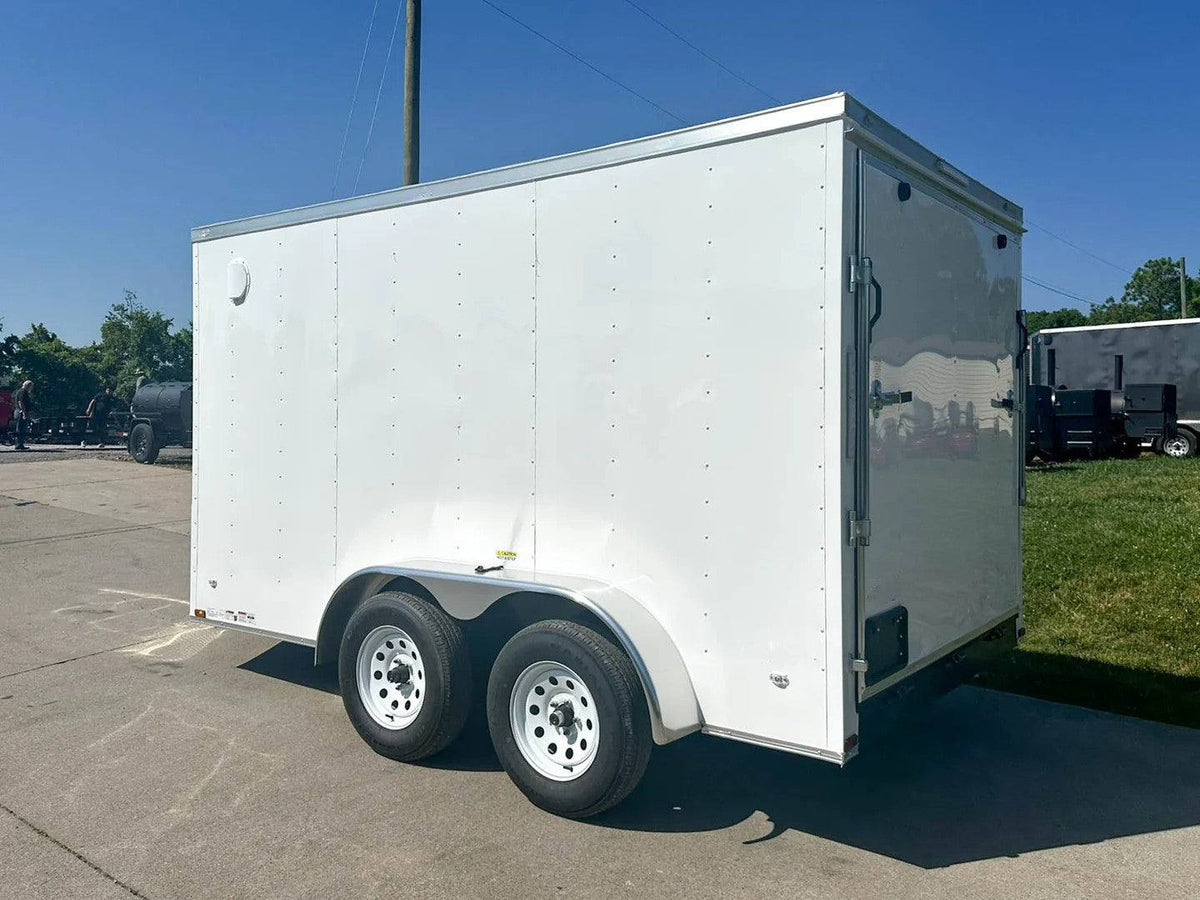 7 × 12 ft V-Nose Enclosed Trailer, photo 4