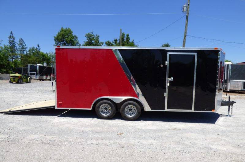 8.5 × 18 ft Enclosed Car Hauler, photo 3