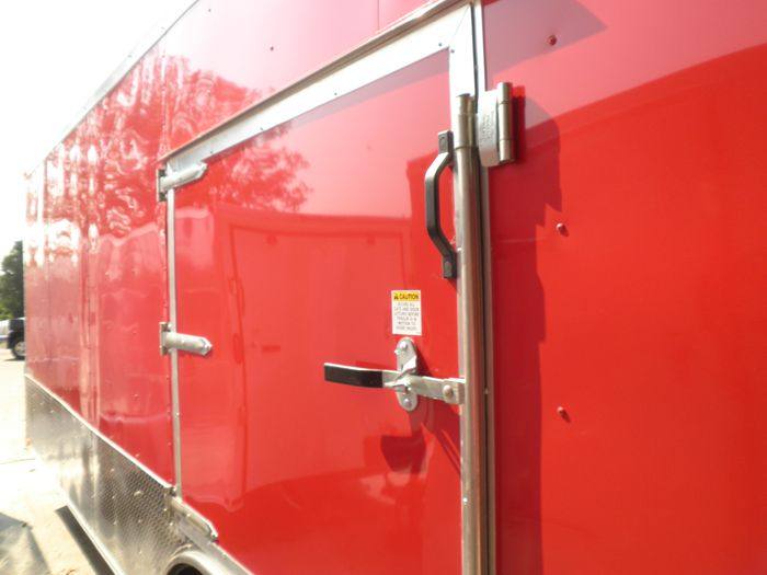 8.5 × 26 ft Enclosed Car Hauler, photo 2
