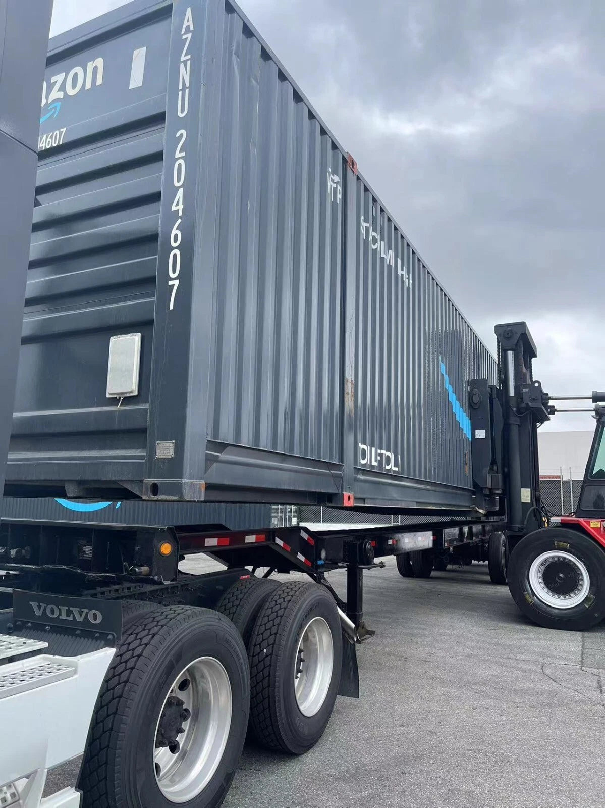 53 ft High Cube Shipping Container, photo 3