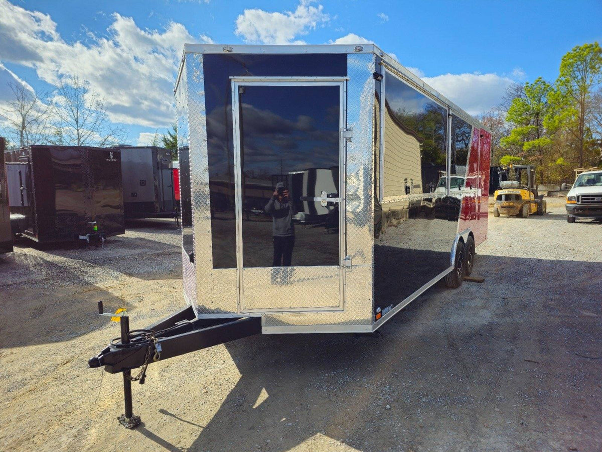 8.5 × 22 ft Enclosed Trailer, photo 3