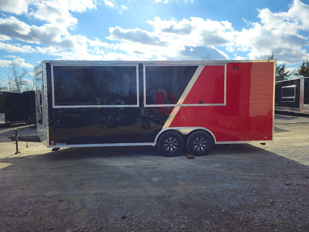 8.5 × 22 ft Enclosed Trailer, photo 4
