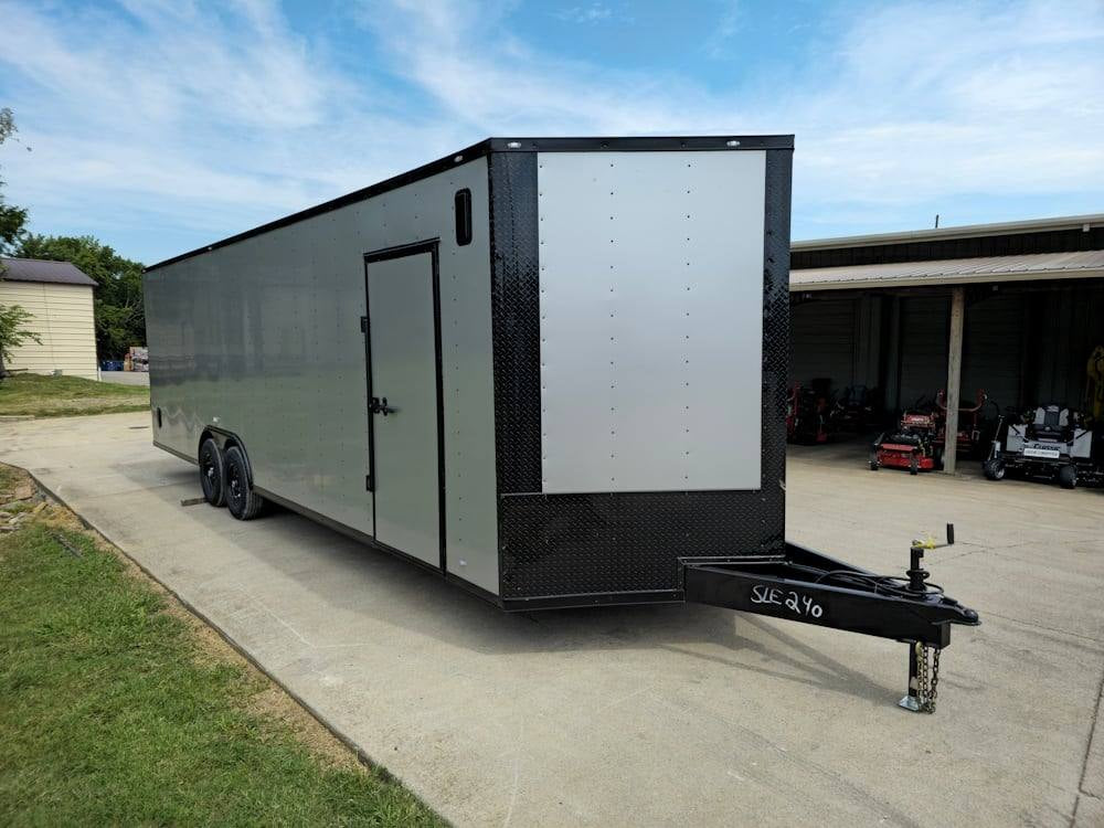8.5 × 28 ft Enclosed Trailer, photo 2