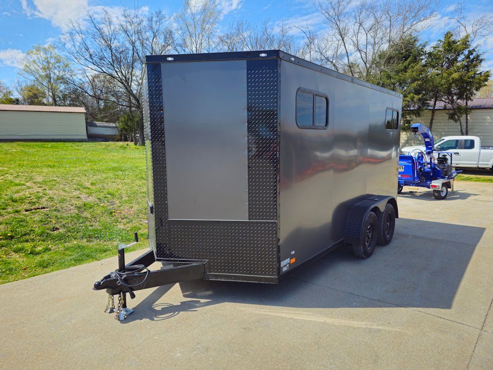7 × 14 ft V-Nose Enclosed Trailer, photo 4
