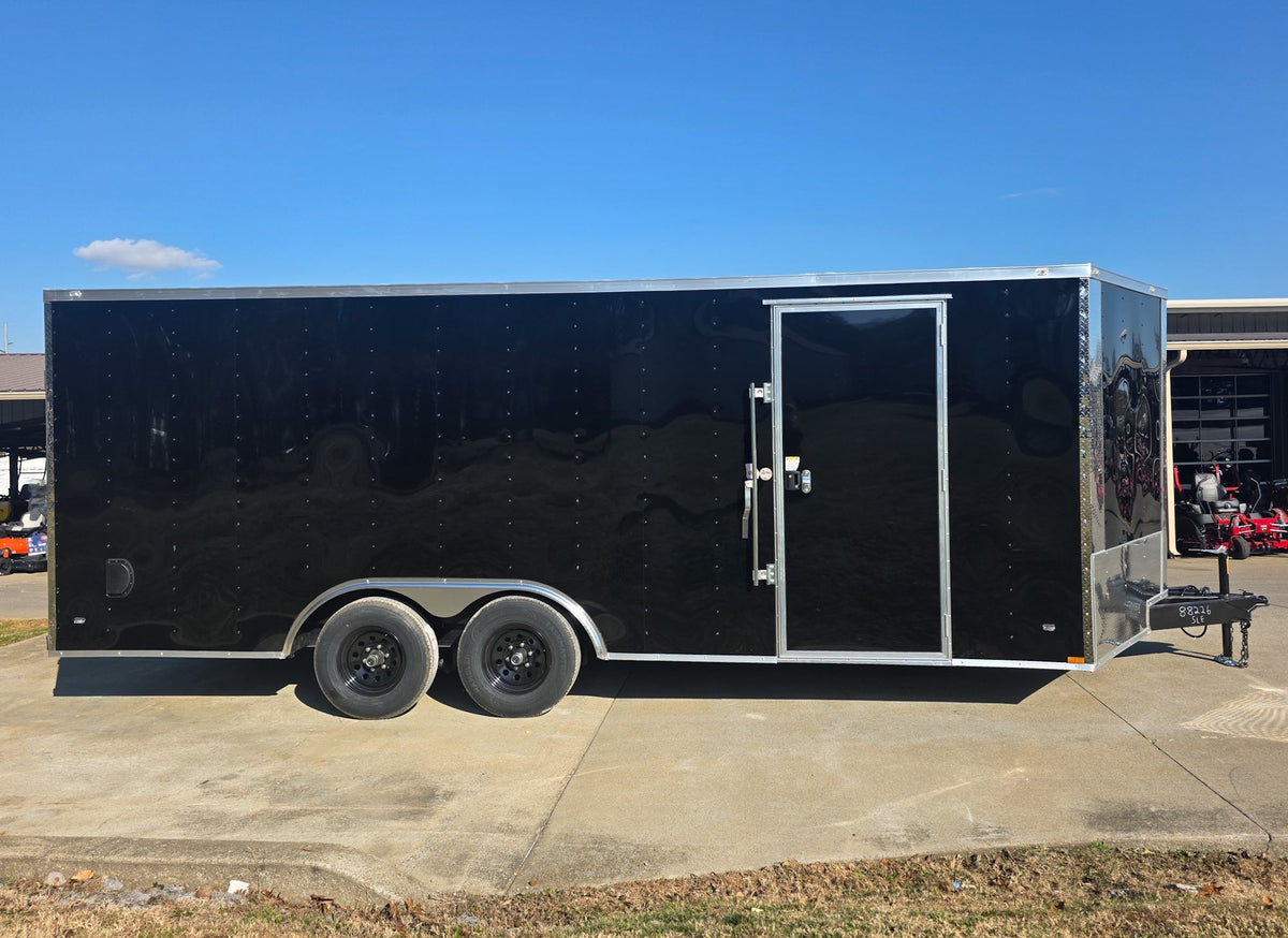 8.5 × 20 ft V-Nose Enclosed Trailer, photo 5