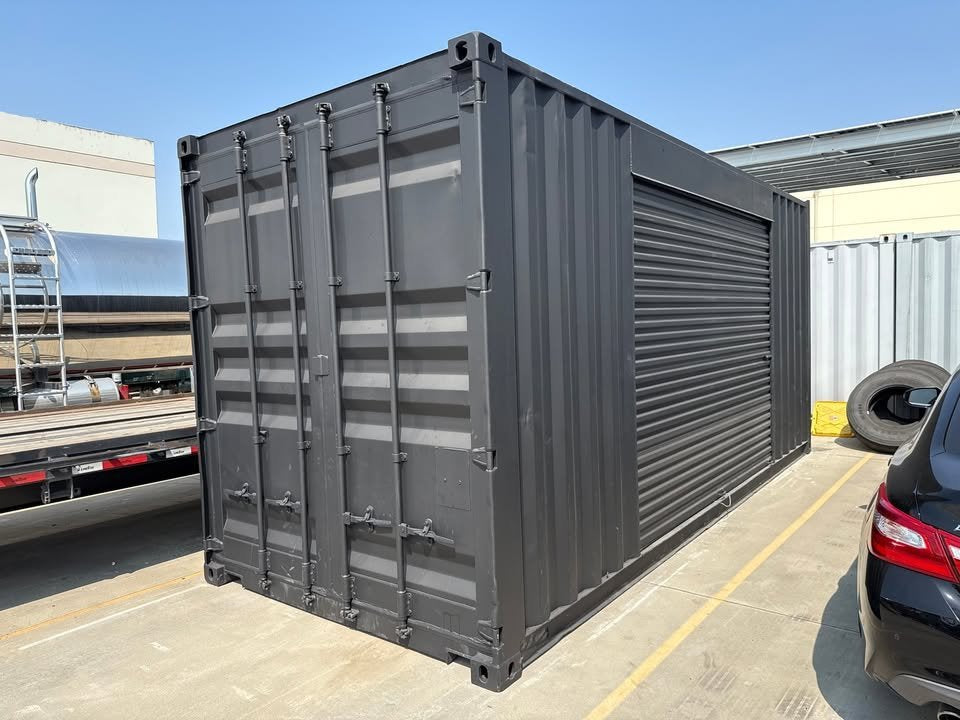 20 ft Shipping Container with Roll-Up Door, photo 1