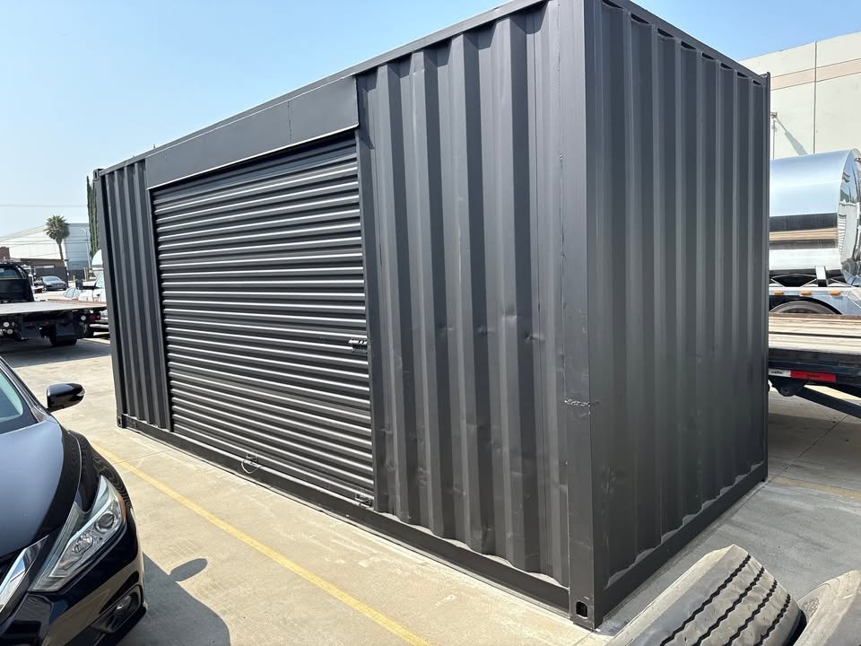 20 ft Shipping Container with Roll-Up Door, photo 3