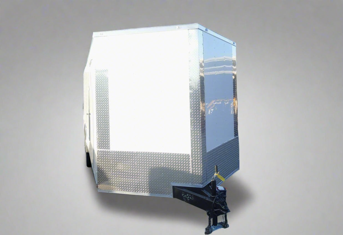 8.5 × 24 ft V-Nose Enclosed Trailer, photo 2