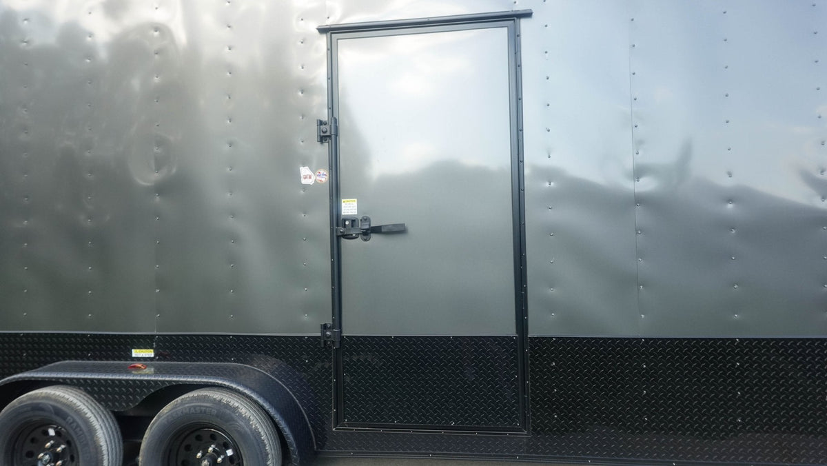 7 × 20 ft V-Nose Enclosed Trailer, photo 4
