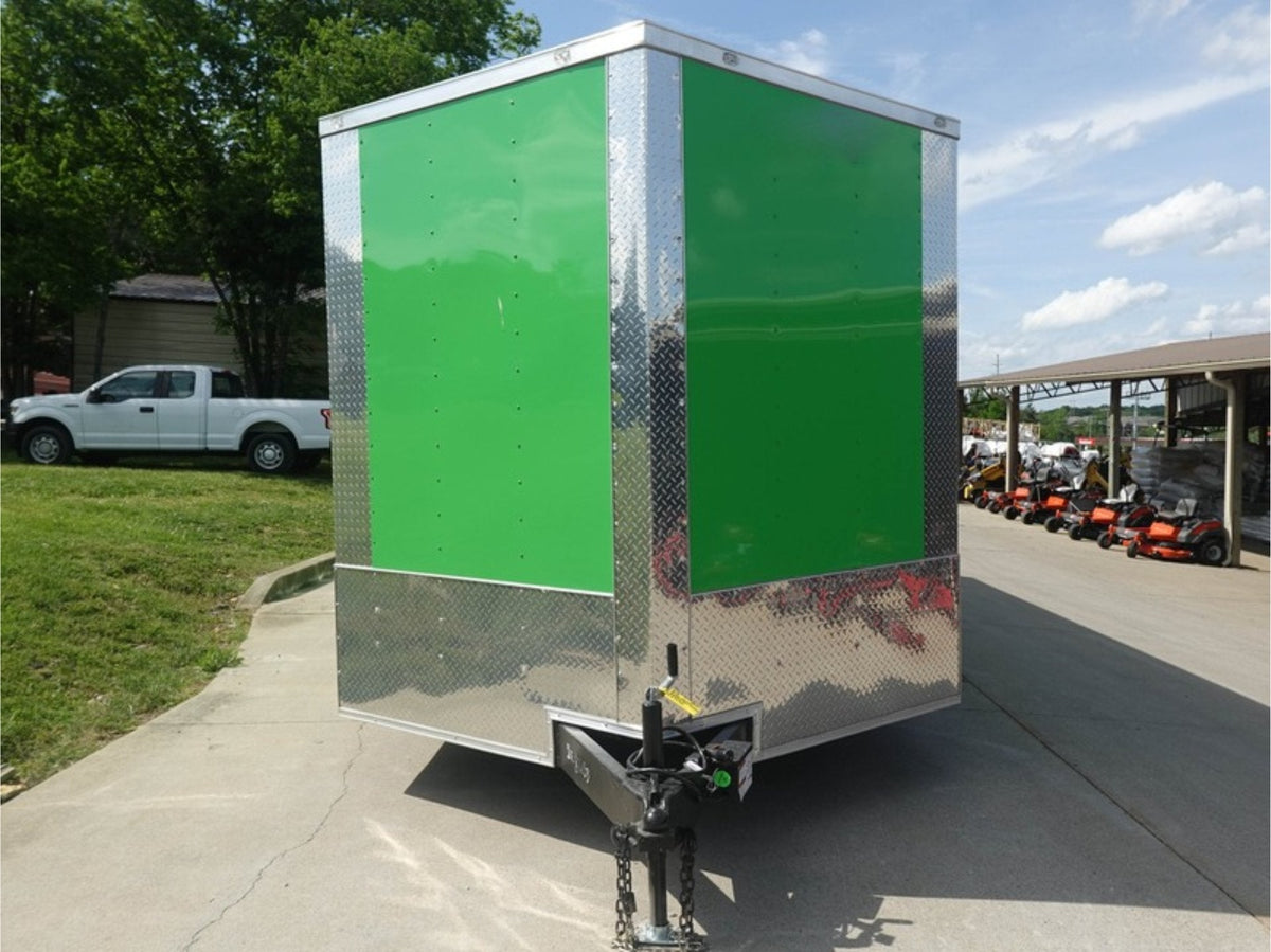 8.5 × 24 ft V-Nose Enclosed Trailer, photo 2