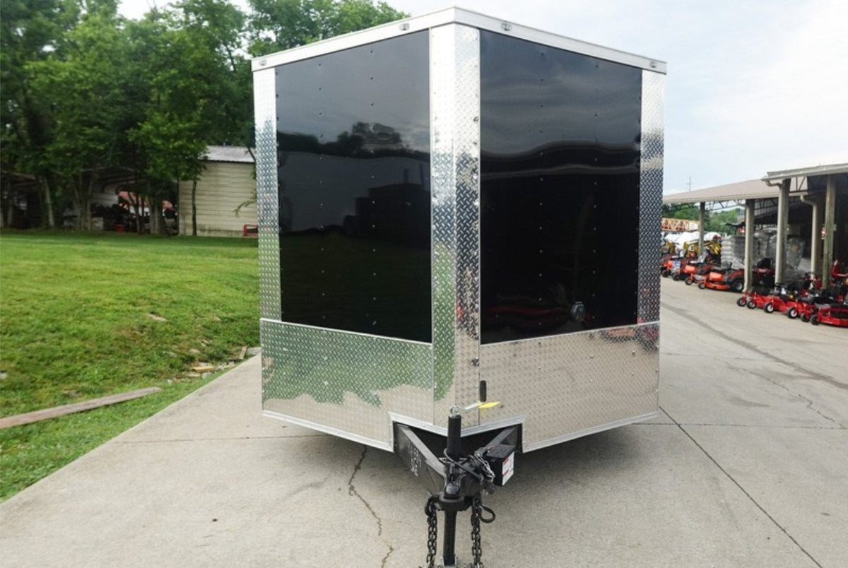 8.5 × 12 ft V-Nose Enclosed Trailer, photo 2