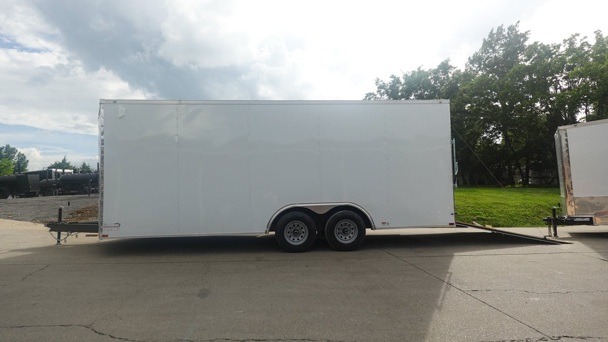 8.5 × 20 ft Enclosed Trailer, photo 4