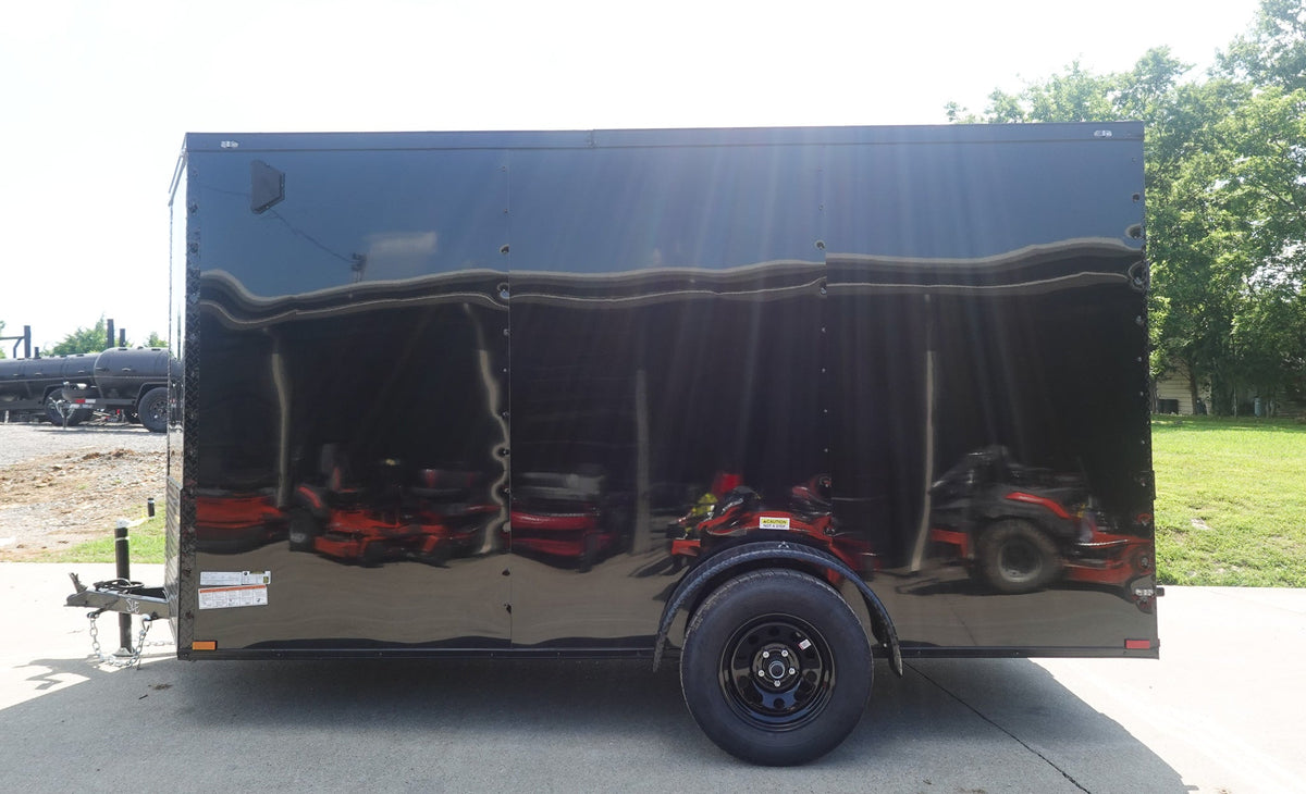 6 × 12 ft V-Nose Enclosed Trailer, photo 5