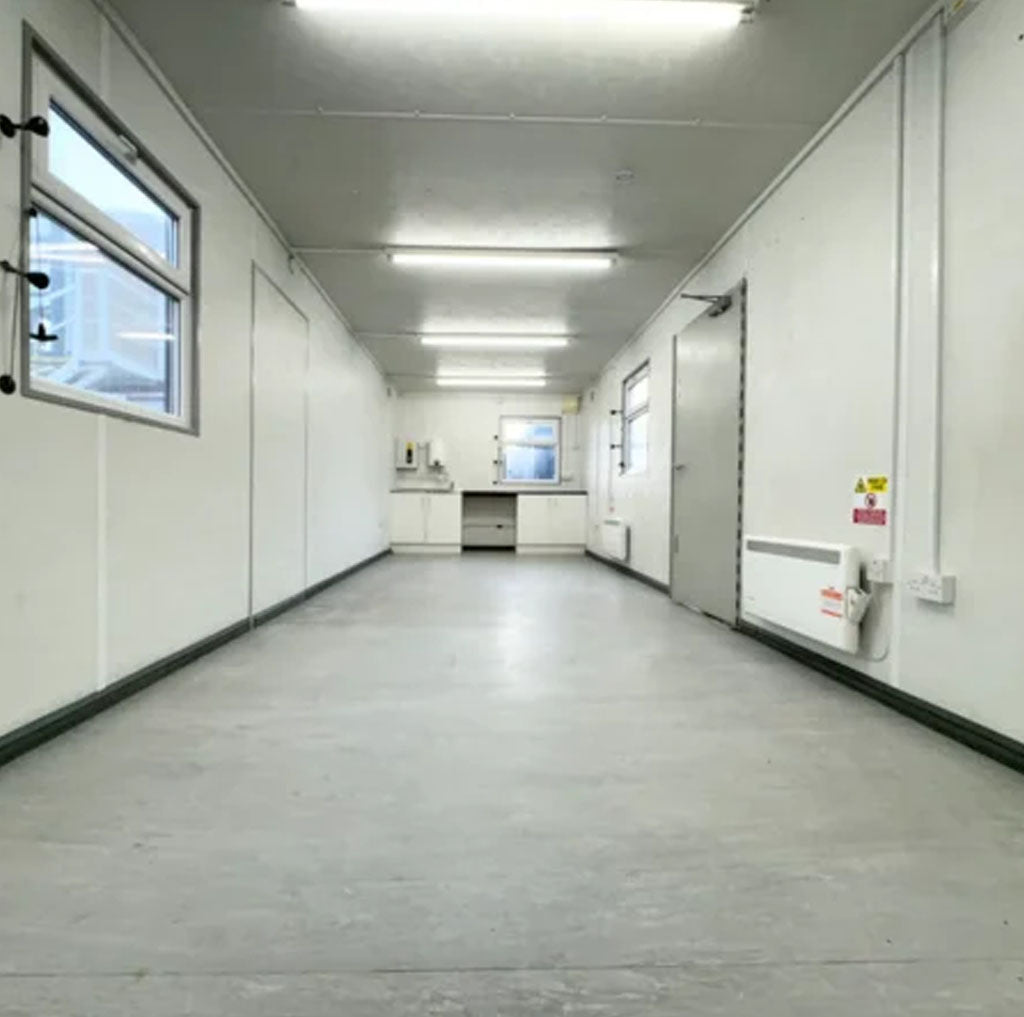 32 × 10 ft Modified Container, photo 4