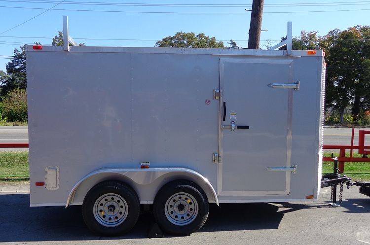 7 × 12 ft Enclosed Trailer, photo 3