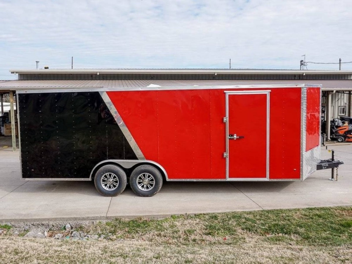 8.5 × 22 ft Enclosed Car Hauler, photo 3