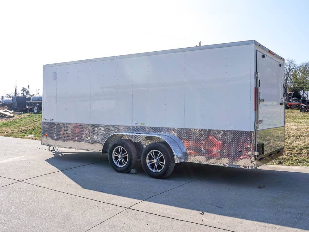 7 × 18 ft Enclosed Trailer, photo 3