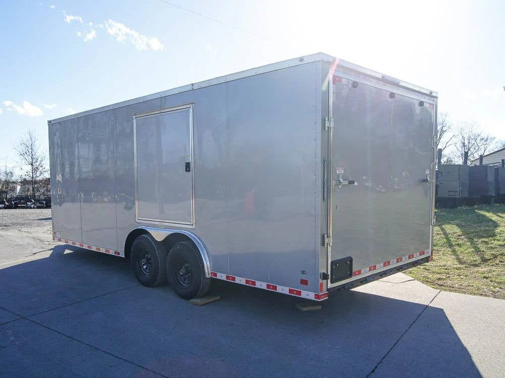 8.5 × 20 ft V-Nose Enclosed Trailer, photo 5