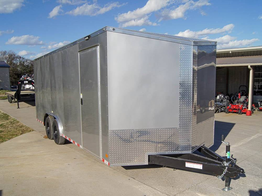 8.5 × 20 ft V-Nose Enclosed Trailer, photo 4