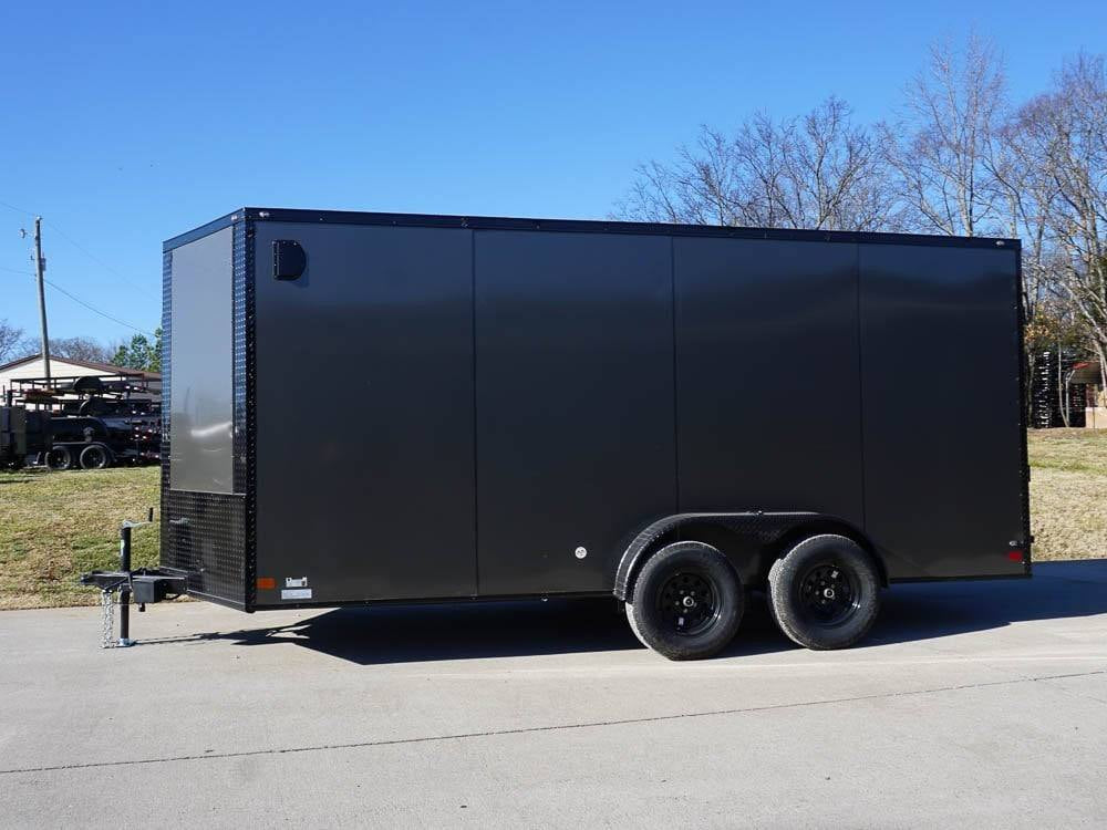 7 × 16 ft V-Nose Enclosed Trailer, photo 4
