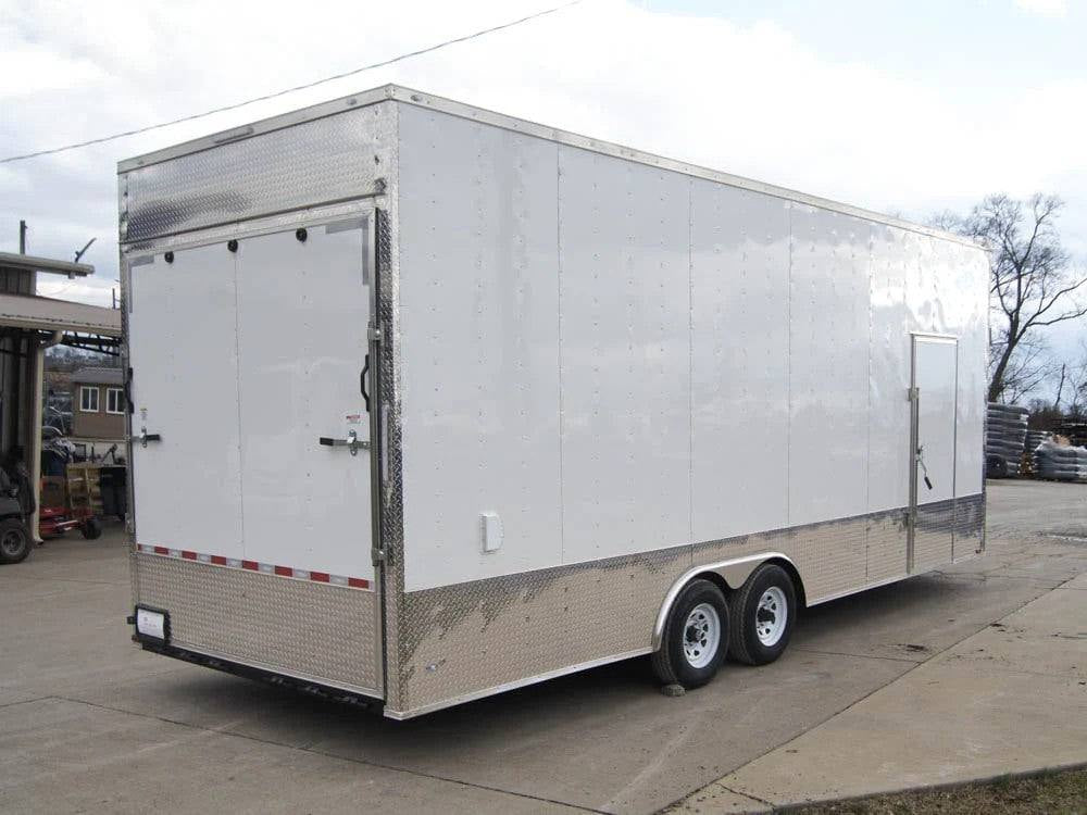 8.5 × 24 ft V-Nose Enclosed Trailer, photo 4