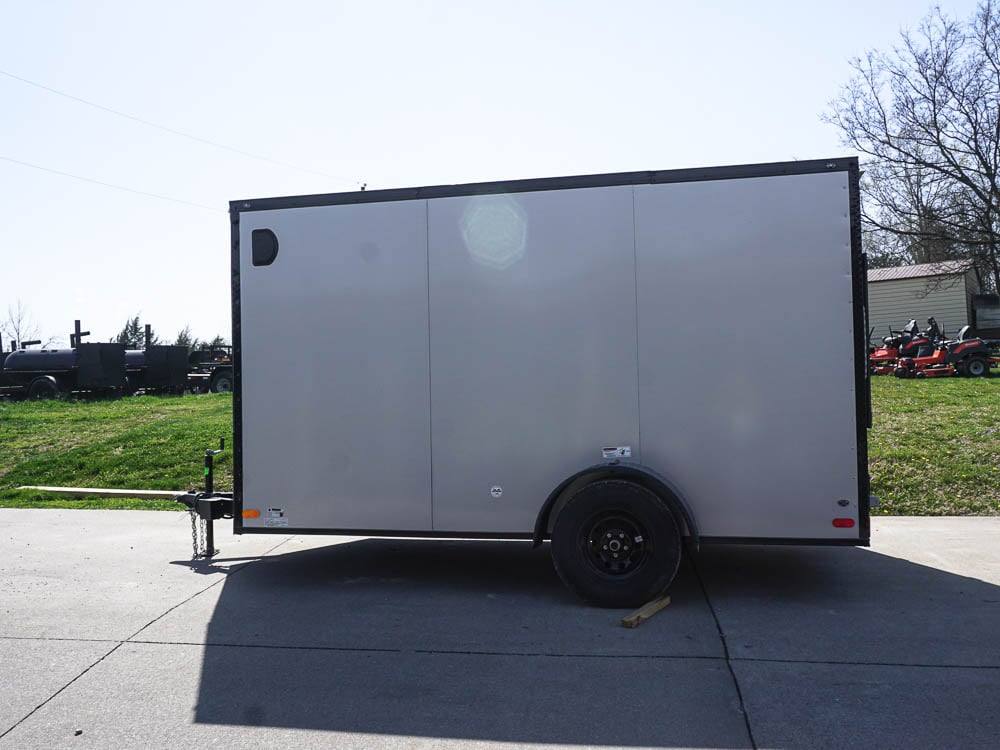 7 × 12 ft V-Nose Enclosed Trailer, photo 5