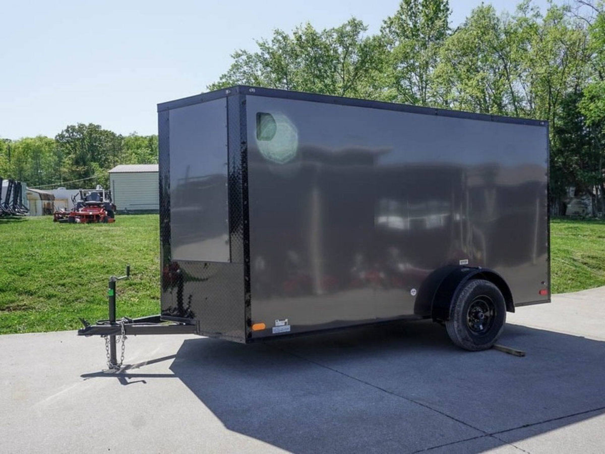 6 × 12 ft V-Nose Enclosed Trailer, photo 3