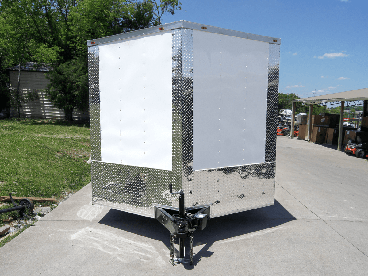 8.5 × 24 ft V-Nose Enclosed Trailer, photo 5