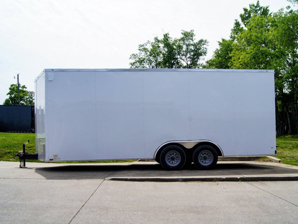 8.5 × 20 ft V-Nose Enclosed Trailer, photo 4