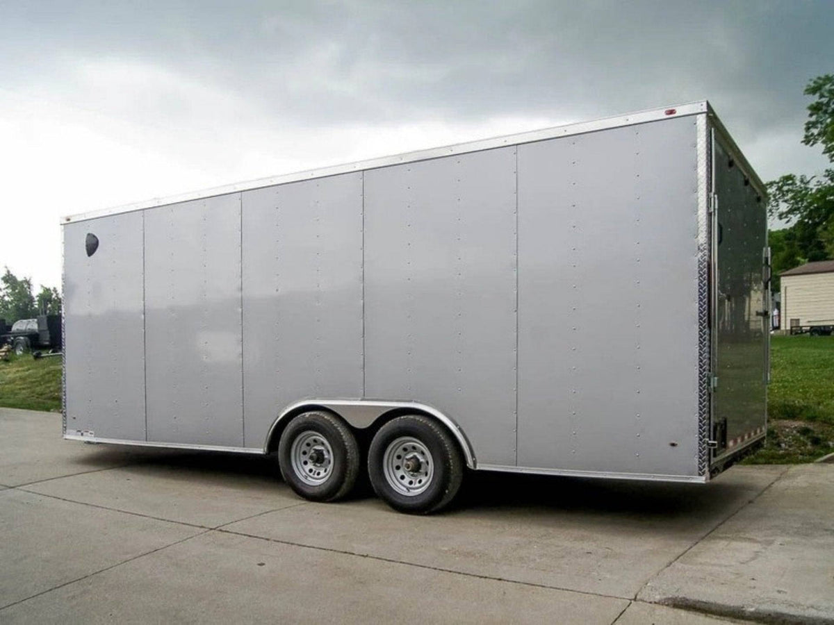8.5 × 20 ft V-Nose Enclosed Trailer, photo 3