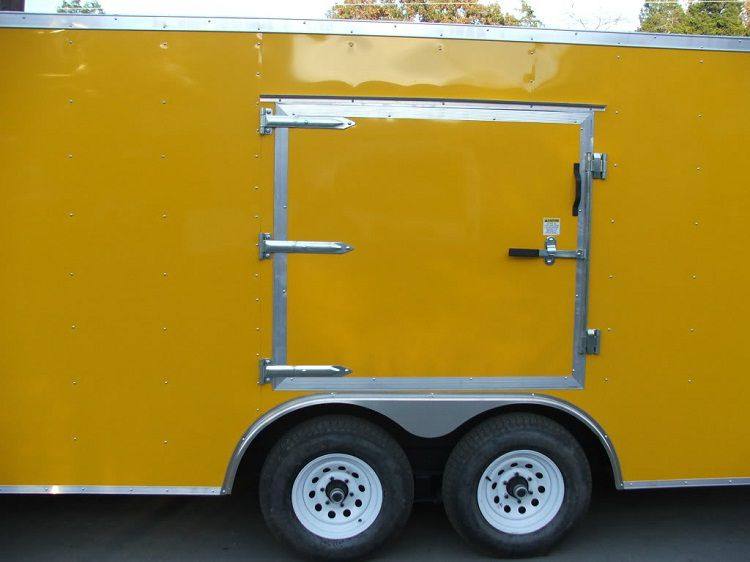 8.5 × 24 ft Enclosed Car Hauler, photo 2