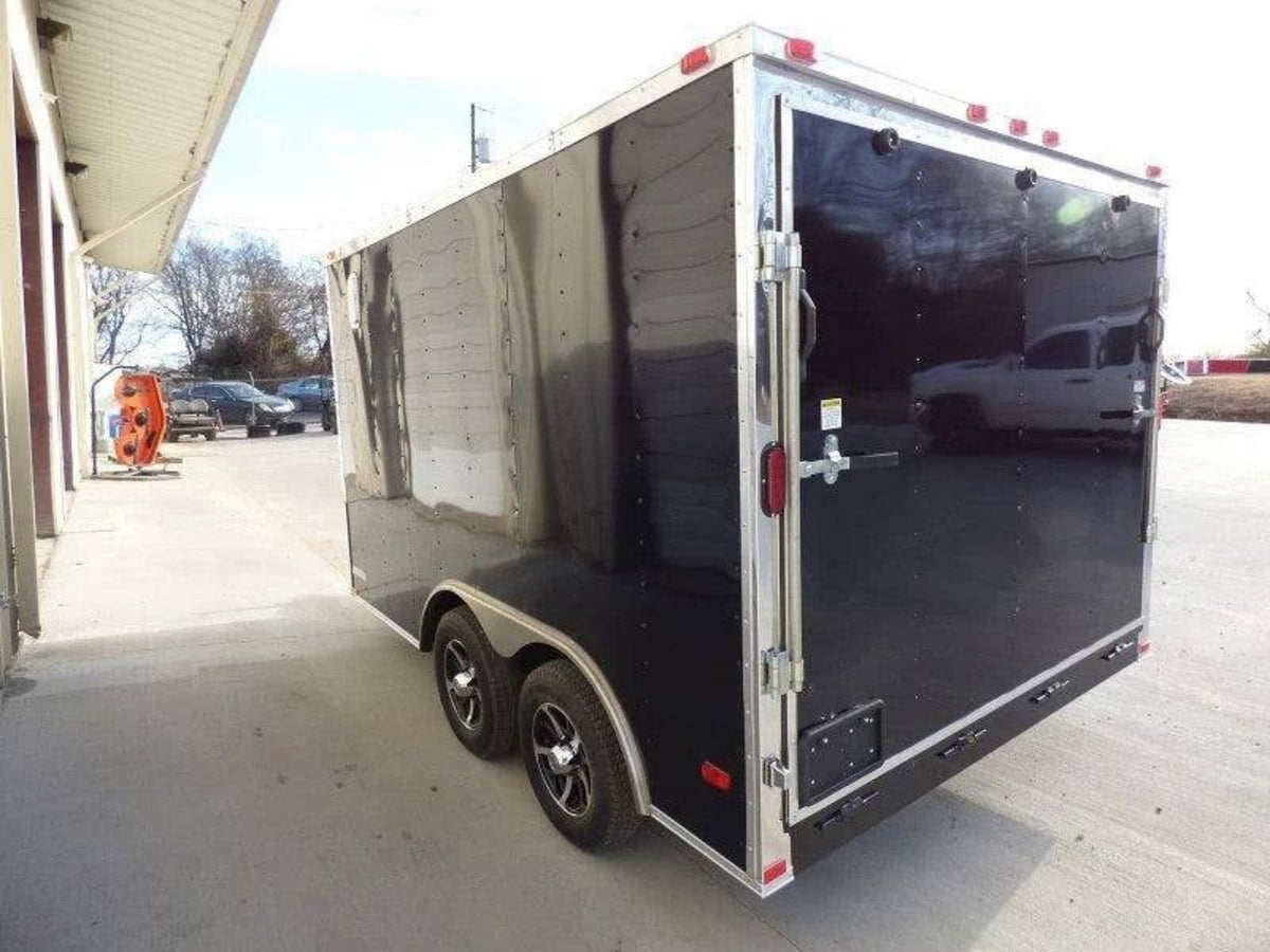 8.5 × 12 ft V-Nose Enclosed Trailer, photo 4